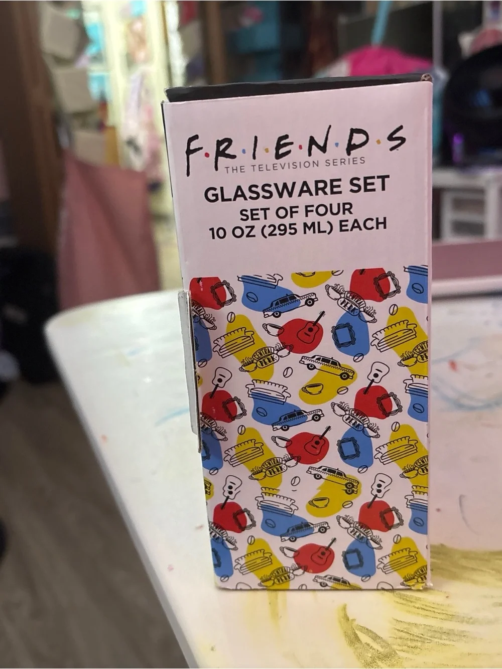 FRIENDS Glassware Set with original Packaging